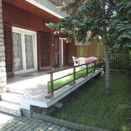 Oleander Holiday House Шіофок Екстер'єр фото