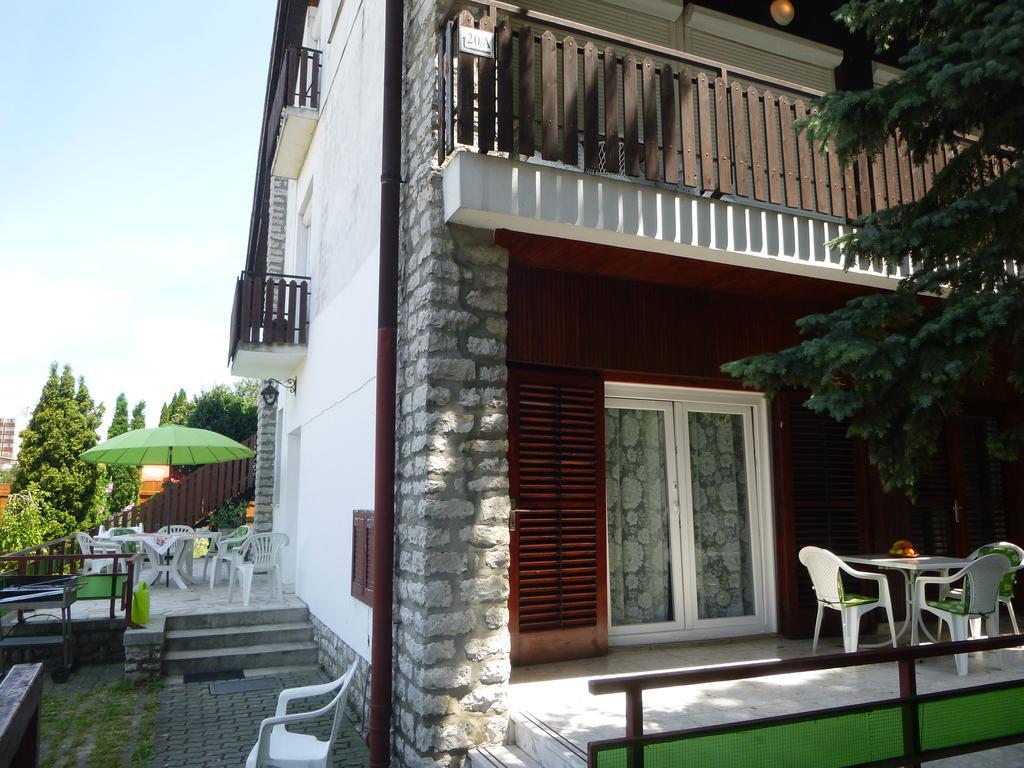 Oleander Holiday House Шіофок Екстер'єр фото