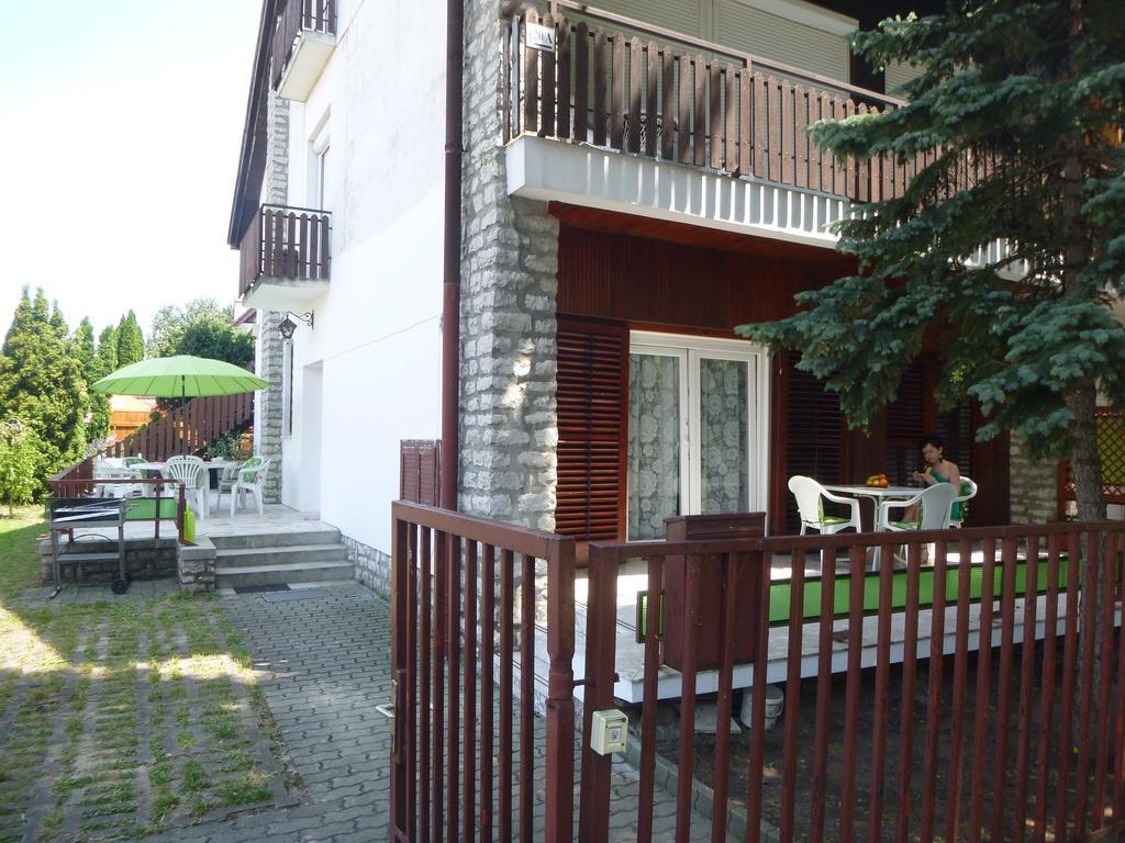 Oleander Holiday House Шіофок Екстер'єр фото