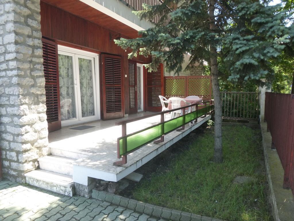 Oleander Holiday House Шіофок Екстер'єр фото